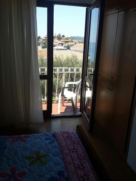Apartments Andus Sveti Stefan Buitenkant foto